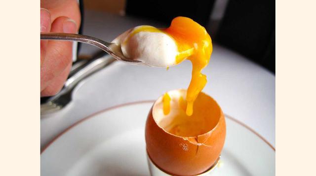 L’Arpege (París, Francia). El chef Alain Passard centra la mayoría de sus platos en vegetales que recoge de su huerta de cinco hectáreas. Su menú degustación para dos personas en 12 tiempos cuesta US$ 766.