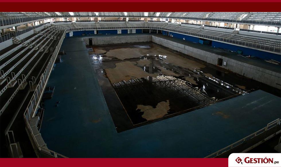 FOTO 1 | El casi abandonado estadio olímpico acuatico que fue utilizado para Río 2016 en Brasil.  (FOTO: Reuters)
