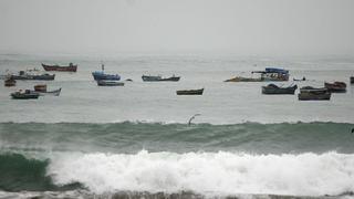 Gobernador Regional del Callao pide a pescadores no ingresar al mar por oleajes anómalos 