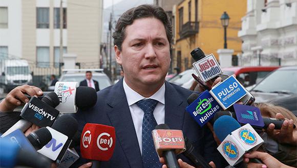 Daniel Salaverry propuso destituir a funcionarios por demora en envío de expediente a la Fiscalía. (Foto: Agencia Andina)