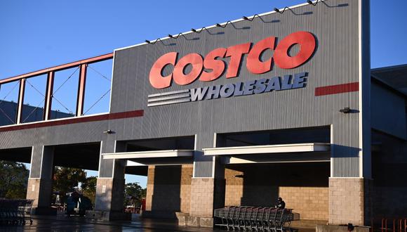 Costco Wholesale Corporation es una corporación multinacional estadounidense que opera una cadena de clubes de almacenes exclusivos (Foto: Robyn Beck / AFP)