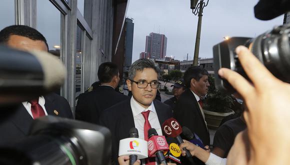 El fiscal José Domingo Pérez dijo que no se puede seguir allanando la oficina del asesor de Pedro Chávarry mientras se determine si se afectó el lacrado. (Foto: GEC)