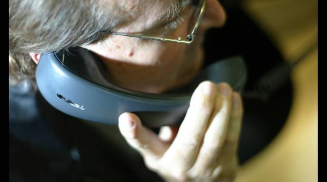 1998. Se concretó la migración de las comunicaciones analógicas hacia las comunicaciones digitales, a cargo de los operadores Movistar y BellSouth (que posteriormente fue absorbida por Telefónica del Perú). La digitalización de las comunicaciones móviles 