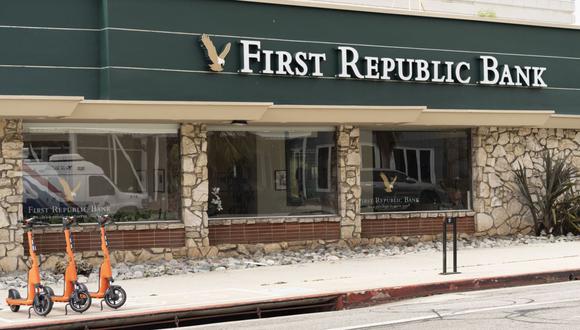 Una sucursal de First Republic Bank en Santa Mónica, California, EE. UU., el lunes 13 de marzo de 2023. (Foto: Bloomberg)