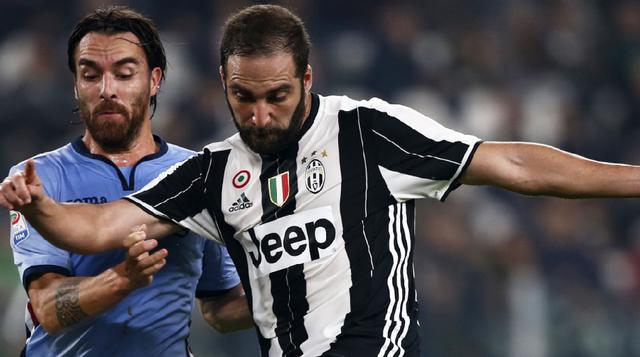 Gonzalo Higuaín. US$ 106 millones costó el fichaje por la Juventus de Higuaín. El argentino ha respondido con buenos resultados: tan solo en su primera temporada contribuyó a alcanzar la final de la Champions (foto: AFP).