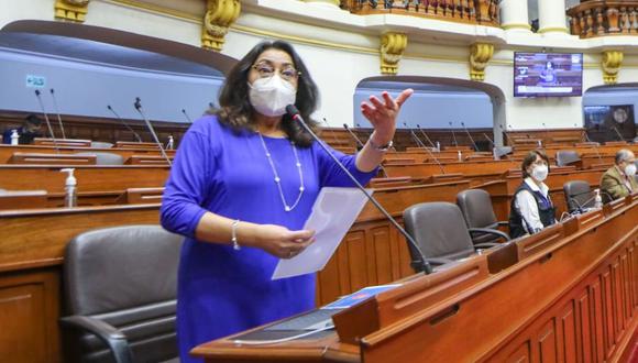 Violeta Bermúdez fue citada para que explique la eficacia de la vacuna de Sinopharm ante el Congreso. (Foto: Congreso)