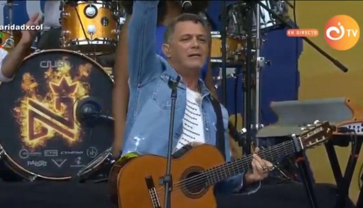 El cantante español hizo corear a todos los presentes con sus grandes éxitos. (Foto: JTV)