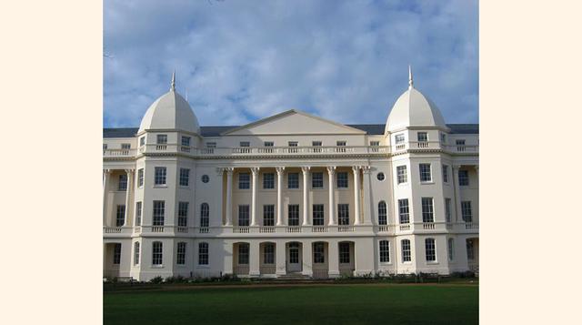 London Business School. Puesto a nivel mundial: #3. Localización: Reino Unido. Sueldo medio de sus graduados: 138.249 euros al año
