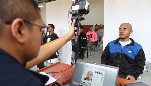 Penal de Lurigancho | Programa en alianza con Migraciones busca regularizar la identificación de los ciudadanos extranjeros que cumplen condena en el Perú. (Foto: Inpe)