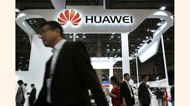 Huawei. El asiático también registró un gran crecimiento, aunque sus unidades vendidas se encuentran lejos de Apple. En el 2014 colocó 73.6 smartphones, lo que supone un avance de 50.4% frente al año anterior.  (Foto: Bloomberg)