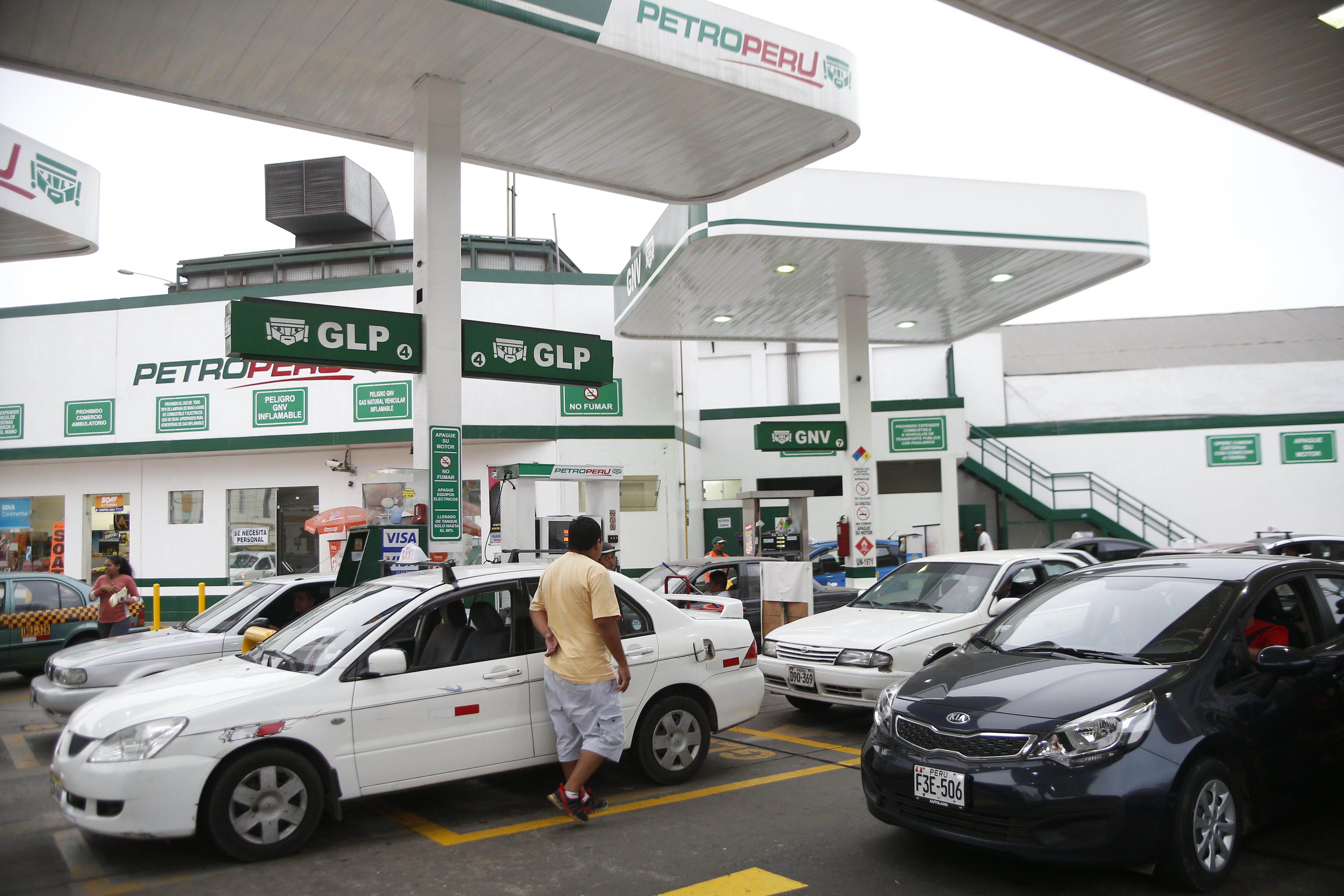 Combustibles. Expertos no creen que bajen precios de los combustibles en la misma proporción que su variación internacional (Foto: GEC)