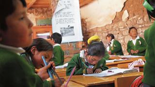 Internet, una herramienta para atraer niños a los colegios rurales peruanos