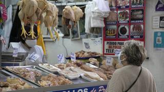 Gripe aviar genera baja afluencia de público en mercados de abastos, según comerciantes