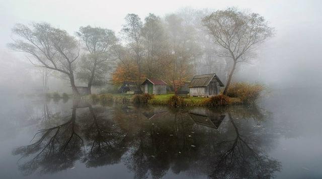 The Village, Sződliget, Hungría – Fotografía de Gabor Dvornik.