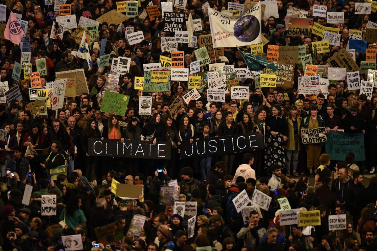 En la cumbre la ciencia advierte alerta de los graves daños que afrontará el planeta si el aumento de la temperatura sobrepasa 1.5 grados este siglo.(AFP)
