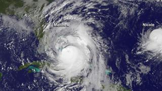 Huracán Matthew se fortalece en camino al sureste de EE.UU. y cifra de muertos sube a 140