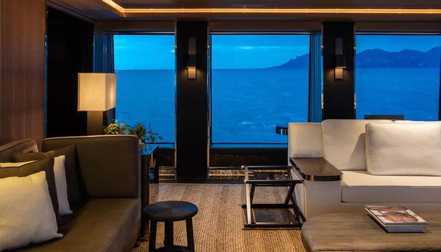 FOTO 2 | Recordemos que este súper yate de 55 metros (180 pies) de largo fue diseñado por el astillero italiano CRN, la división de yates de lujo de Gruppo Ferretti S.p.A., y se lanzó a los mares durante el Monaco Yacht Show en 2015. (Foto: CRN Yachts)