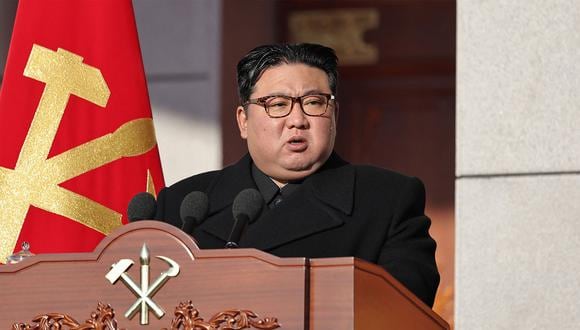 En dicho texto, Kim añadió que una visita de Kishida a Corea del Norte “podría producirse”. (Foto de KCNA VIA KNS / AFP)