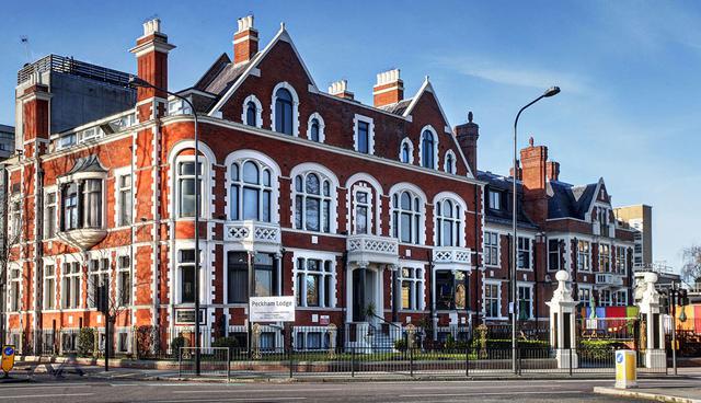 FOTO 18 | The Milestone Hotel and Residences. Londres, Reino Unido. Este elegante e histórico hotel está perfectamente ubicado frente al Palacio de Kensington y los jardines, y cerca del Royal Albert Hall. Descubra el Stable's Bar y el 'Milestone Old Fashioned', té de la tarde en el Park Lounge o cene en Cheneston's o The Oratory, la capilla original. (Foto: tripadvisor)