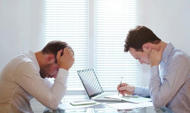 FOTO 11 | Manejo de estrés: Tolerancia al estrés. Implica lidiar con situaciones estresantes o difíciles y creer que uno puede manejar o influenciar las situaciones de forma positiva.