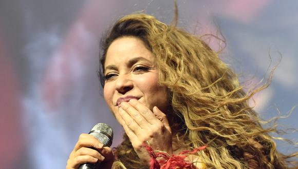 La cantante Shakira durante una presentación en Coachella 2024 junto al productor argentino Bizarrap (Foto: AFP)
