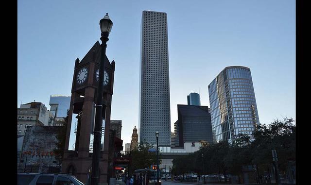 FOTO 5 | 6. JPMorgan Chase. JPMorgan Chase es el primer banco estadounidense en esta lista. Formado en el año 2000 con la unión de Chase Manhattan Corporation (uno de los bancos más antiguos del mundo) y J.P. Morgan & Co., el banco tiene $2,49 billones en