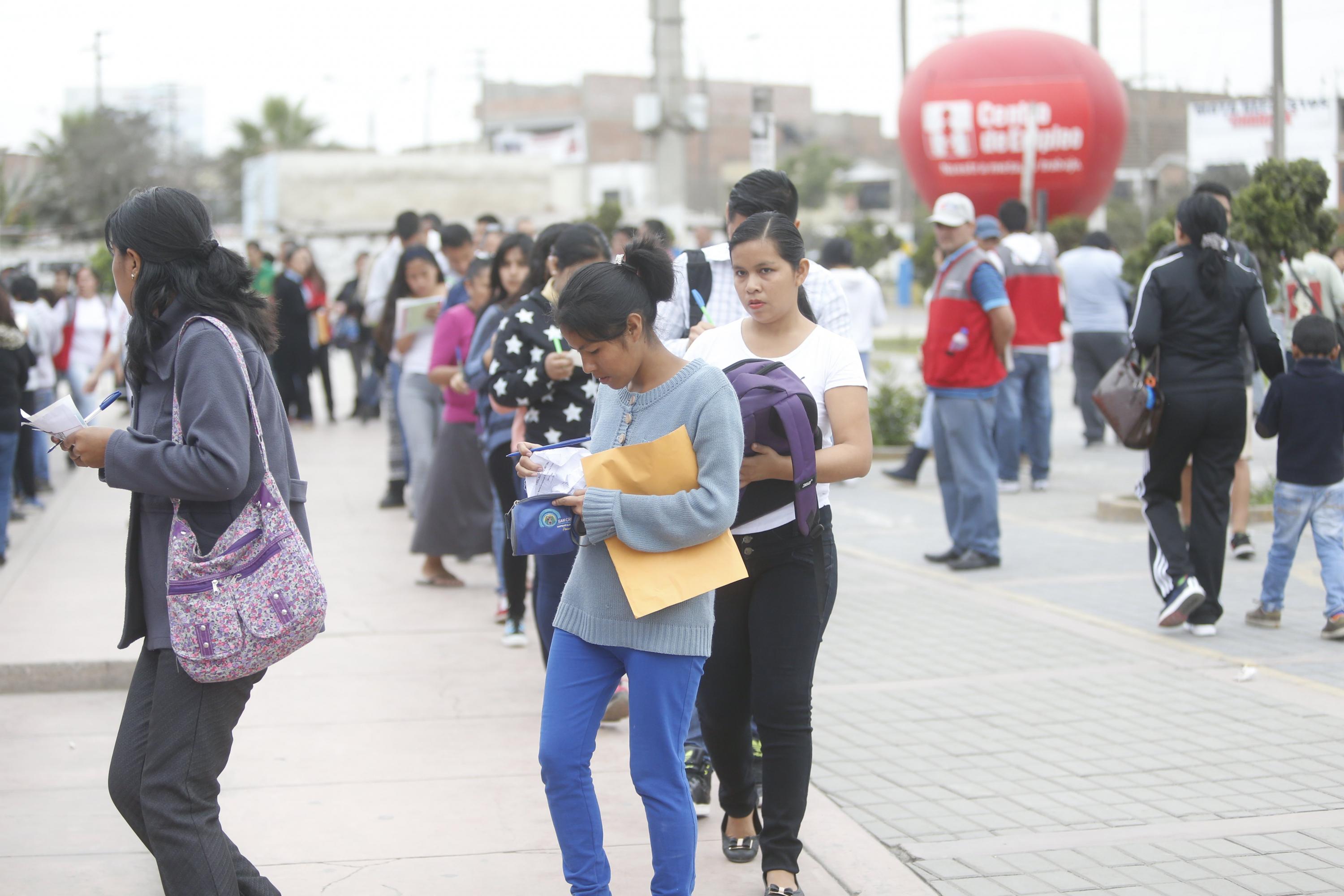 De un total estimado de 110 millones de jóvenes de 15 a 24 años, 56.3 millones no forman parte de la fuerza laboral, en su mayor parte porque estudian. (Foto: GEC)