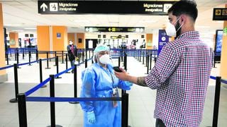 Minsa vigila llegada de pasajeros desde zonas donde se presentan casos de ómicron