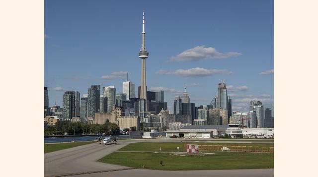 (1) Toronto, Canadá. A orillas del lago Ontario, la ciudad acoge a dos millones de personas. Tuvo buenos resultados en diversidad, empleo juvenil y acceso al financiamiento. (Foto: Getty)
