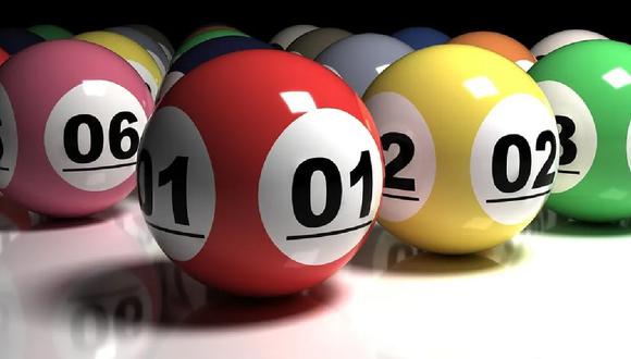 Hay dos tipos de bolillas en Powerball, las cuales van seleccionándose para una combinación final que de cuando en cuando arrojan un ganador (Foto: Freepik)