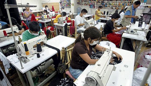 Empleo adecuado en sector Manufactura aún no recupera niveles previos a la pandemia (Foto: Andina)