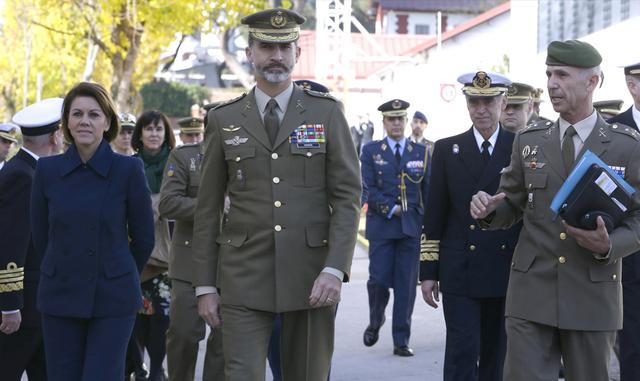 FOTO 4 | Así, combinó sus estudios universitarios en España, complementados con un máster en Washington, y una formación militar exhaustiva en las tres armas del Ejército, a la que se sumó un conocimiento directo de las más diversas instituciones públicas españolas y europeas.