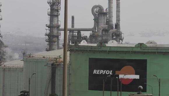El derrame de petróleo de Repsol generó un desastre ambiental en el litoral limeño. (Foto: GEC)