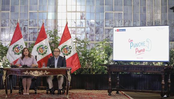 La presidenta Dina Boluarte y el premier Alberto Otárola dan conferencia de prensa sobre medidas para Puno en Palacio de Gobierno. (Foto: Joel Alonzo/ @photo.gec)
