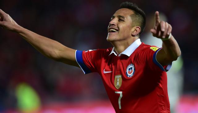 Alexis Sánchez. El primer delantero por bandas sería Alexis Sánchez, del Arsenal inglés. Su precio está arriba de los 62 millones de dólares. (AFP)