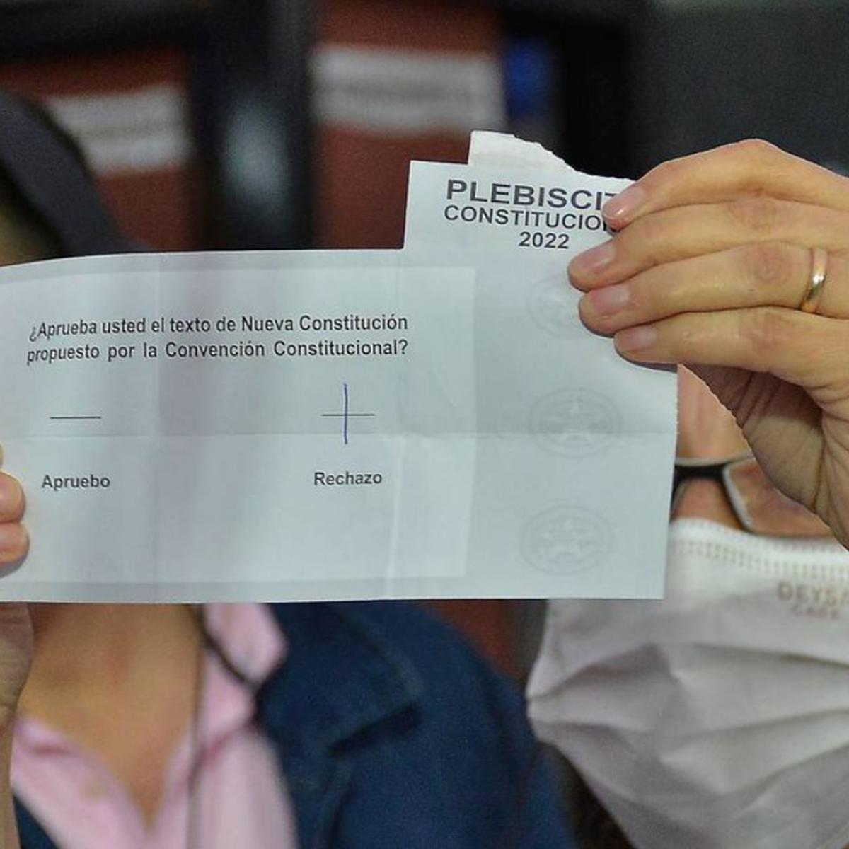 Resultado plebiscito 2022: GANÓ EL RECHAZO., Página 239