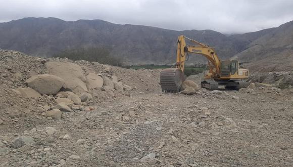 Los trabajos de limpieza y descolmatación se realizaron en el cauce de la quebrada La Isla, ubicada en el distrito de Río Grande, en la provincia de Palpa, en la región Ica. (Foto: Ministerio de Vivienda)