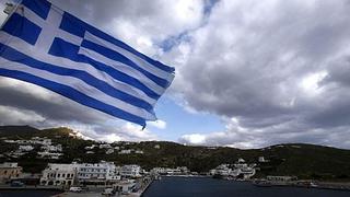 Grecia emitió deuda para evitar default