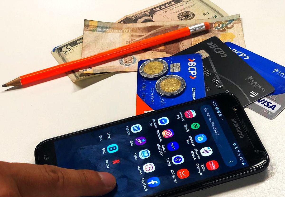 El BCP ha recomendado a sus usuarios afiliar los pagos de las apps a una tarjeta de débito o crédito en dólares para que no estén expuestas al tipo de cambio. (Foto: Gianmarco Delgado / GEC)