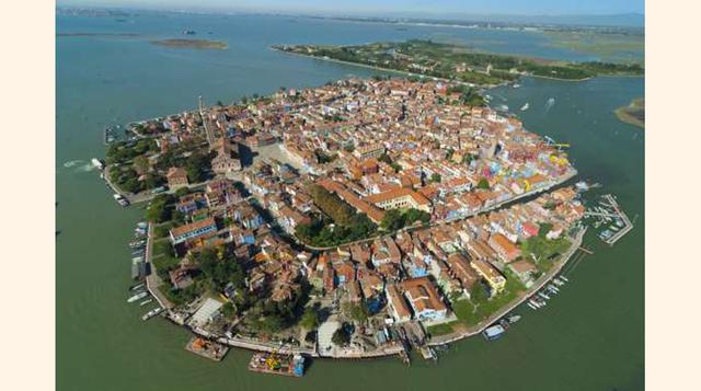 2.- VENECIA, ITALIA-Población: aprox. 60.000. (foto:msn).