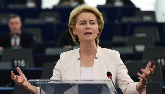 La presidenta de la Comisión Europea, Ursula von der Leyen, subrayó que cualquier medida "debe limitarse a lo que es necesario y ser estrictamente proporcional" y "no pueden ser indefinidas".