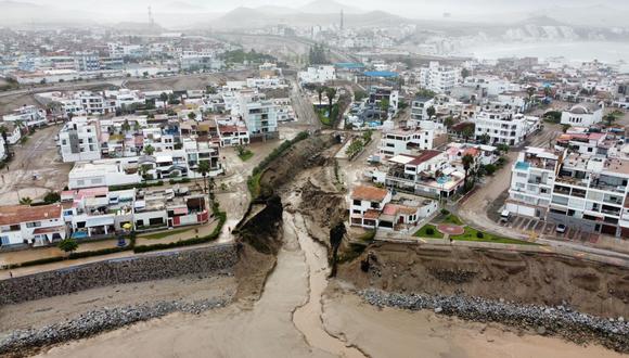 Ancón, Pucusana, San Bartolo, Punta Hermosa, Punta Negra y Santa María del Mar son los distritos de Lima afectados por activación de quebradas ante intensas lluvias en Lima. (Foto: Hugo Curotto/GEC)