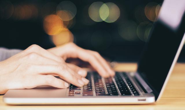 Foto 5 | No filtran a los solicitantes. Por lo general las páginas web fraudulentas suelen ofrecer créditos aún cuando el solicitante se encuentra notificado en las Centrales de Riesgo del país. (Foto: iStock)