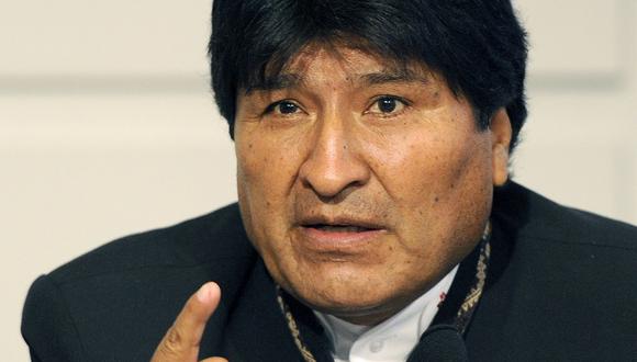 El gobierno boliviano presentó el miércoles un audio en el que supuestamente Evo Morales habla por teléfono con un dirigente con el que coordina  bloqueos para dejar sin alimentos a las ciudades.