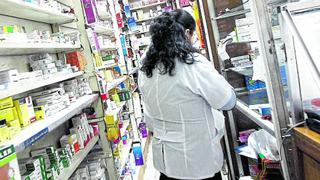 Farmacias podrían ser obligadas a tener un mínimo de medicinas genéricas