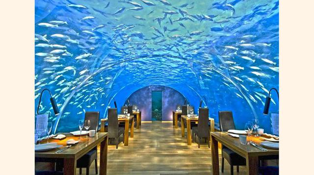Ithaa Undersea Restaurant (Maldivas) el primer restaurante submarino del mundo. Ubicado cinco metros bajo el nivel del mar, miles de peces rodean constantemente la estructura de vidrio. (Foto: blog.goplaceit)