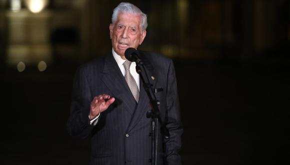 El nobel Mario Vargas Llosa se encuentra en cuarto lugar con su obra “La guerra del fin del mundo” (Foto: GEC)