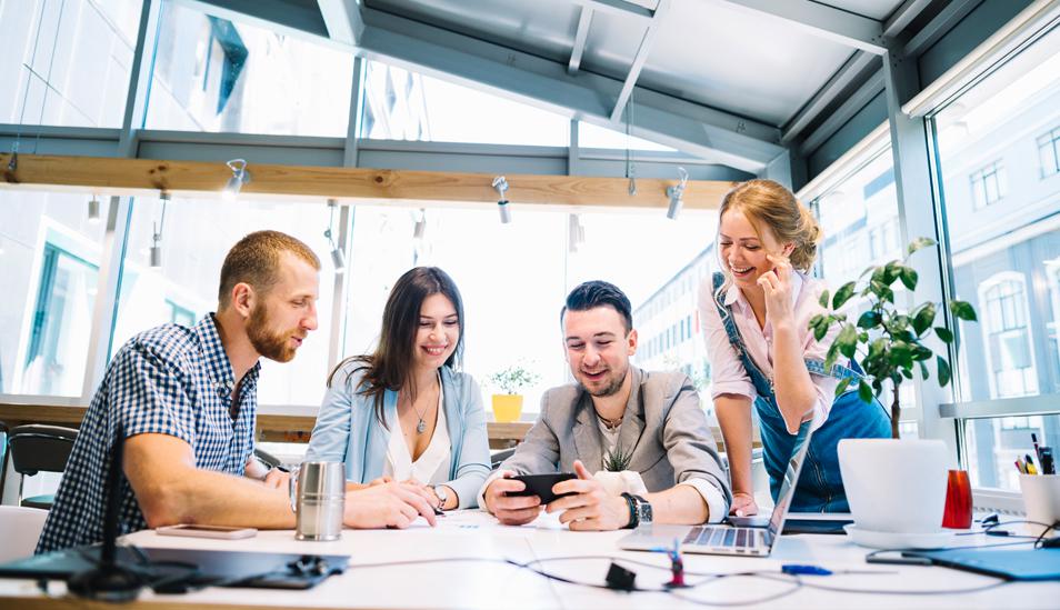 FOTO 5 | Disfrutar y divertirse. El sentido del humor y la risa aumenta la calidad de vida y la sensación de bienestar. (Foto: Freepik)