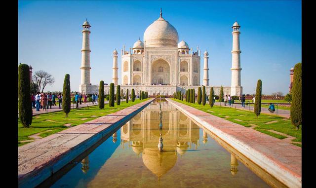 FOTO 7 | TAJ MAHAL – INDIA. La UNESCO declaró este monumento como Patrimonio de la Humanidad. Sin embargo, sus estancias interiores no pueden ser fotografiadas. (Foto: msn.com)