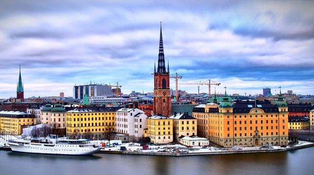 10. Suecia: Este país también se mantuvo en el mismo lugar que el año pasado, con una percepción de apoyo social, un alto PBI per cápita y una esperanza de vida saludable como los factores que le valieron un lugar entre los 10 primeros.